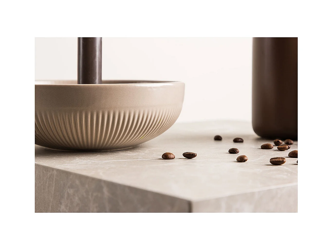 Bougeoir Design en Céramique "Posh" 18cm Beige