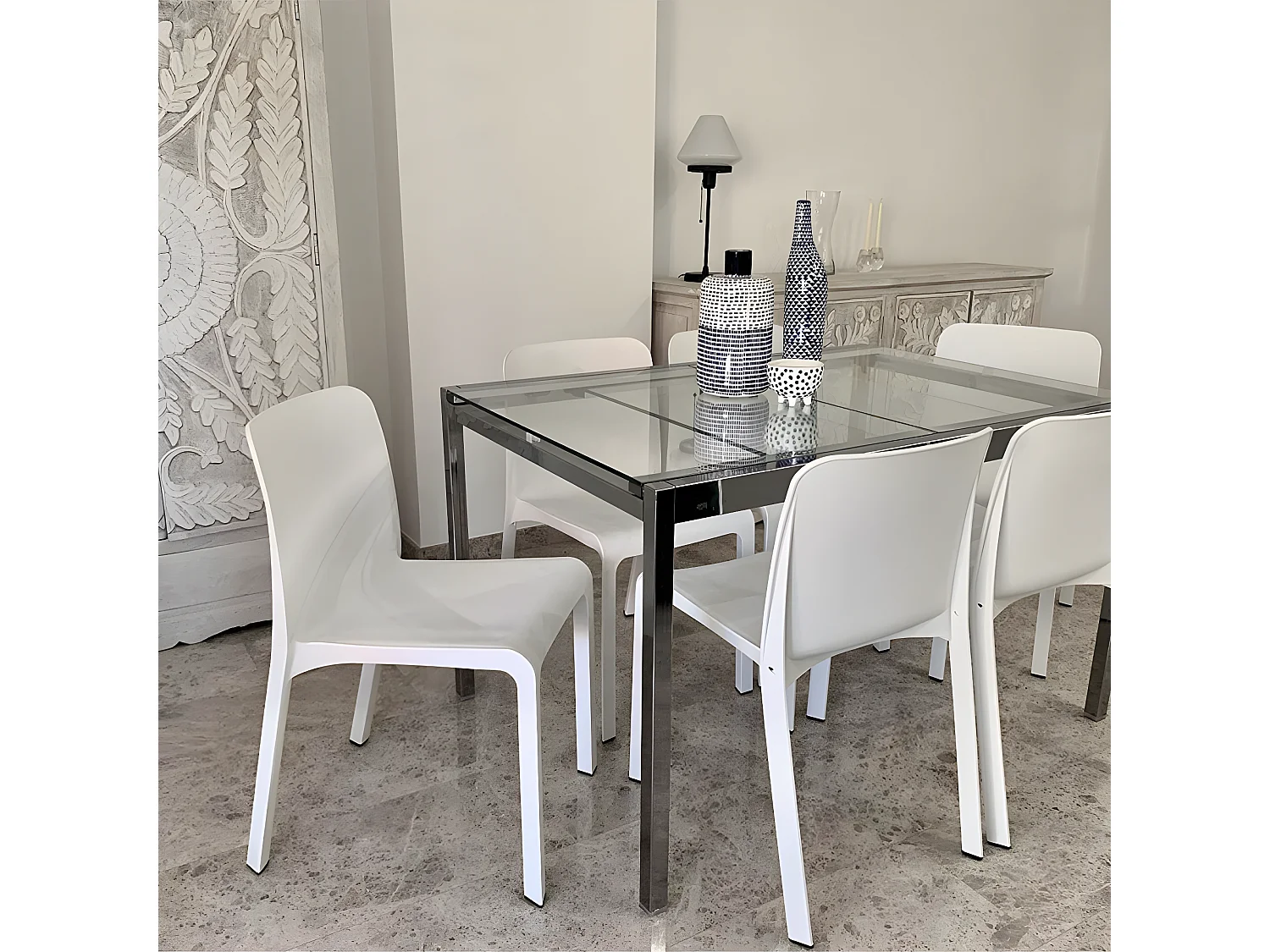 Lot de 6 chaises de jardin empilables en résine coloris blanc - Longueur 48 x Profondeur 53 x Hauteur 80 cm