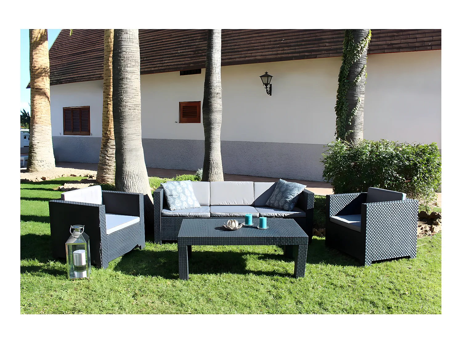 Salon de Jardin 5 Places en résine anthracite (1 table basse + 1 canapé 3 places + 2 fauteuils)