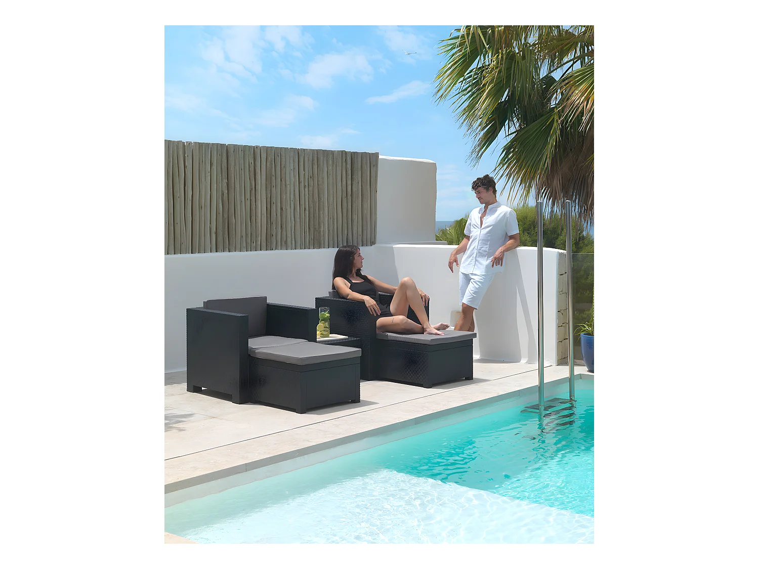 Salon de Jardin de 4 places en résine tressée anthracite (2 fauteuils + 2 poufs + table basse)