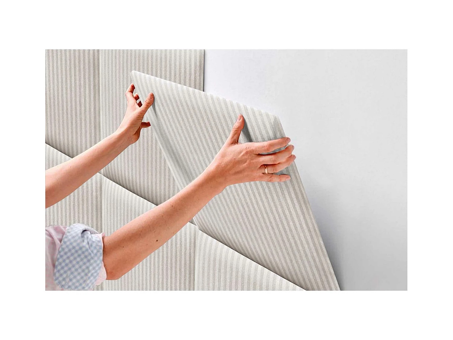 DHOME Tête de Lit Rembourrée Composée de Panneaux Autoadhésifs Interchangeables Série Luxury Edition Lit de Luxe Chambre (Cream, 105cm)