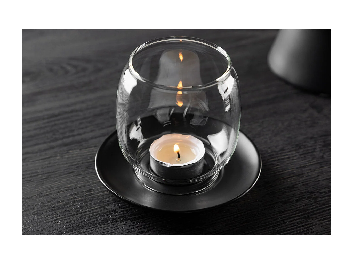 Archy waxinelichthouder zwart.