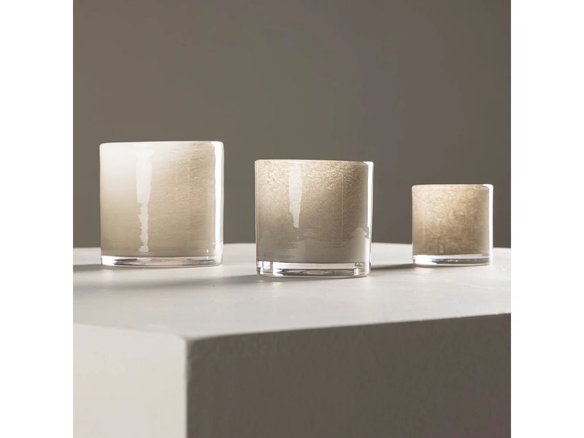 Glora waxinelichthouder beige.