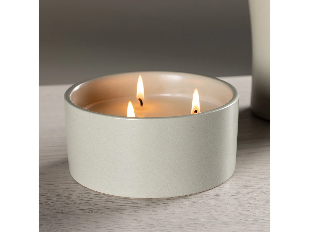 Portacandele Douglas con luce profumata grigia.