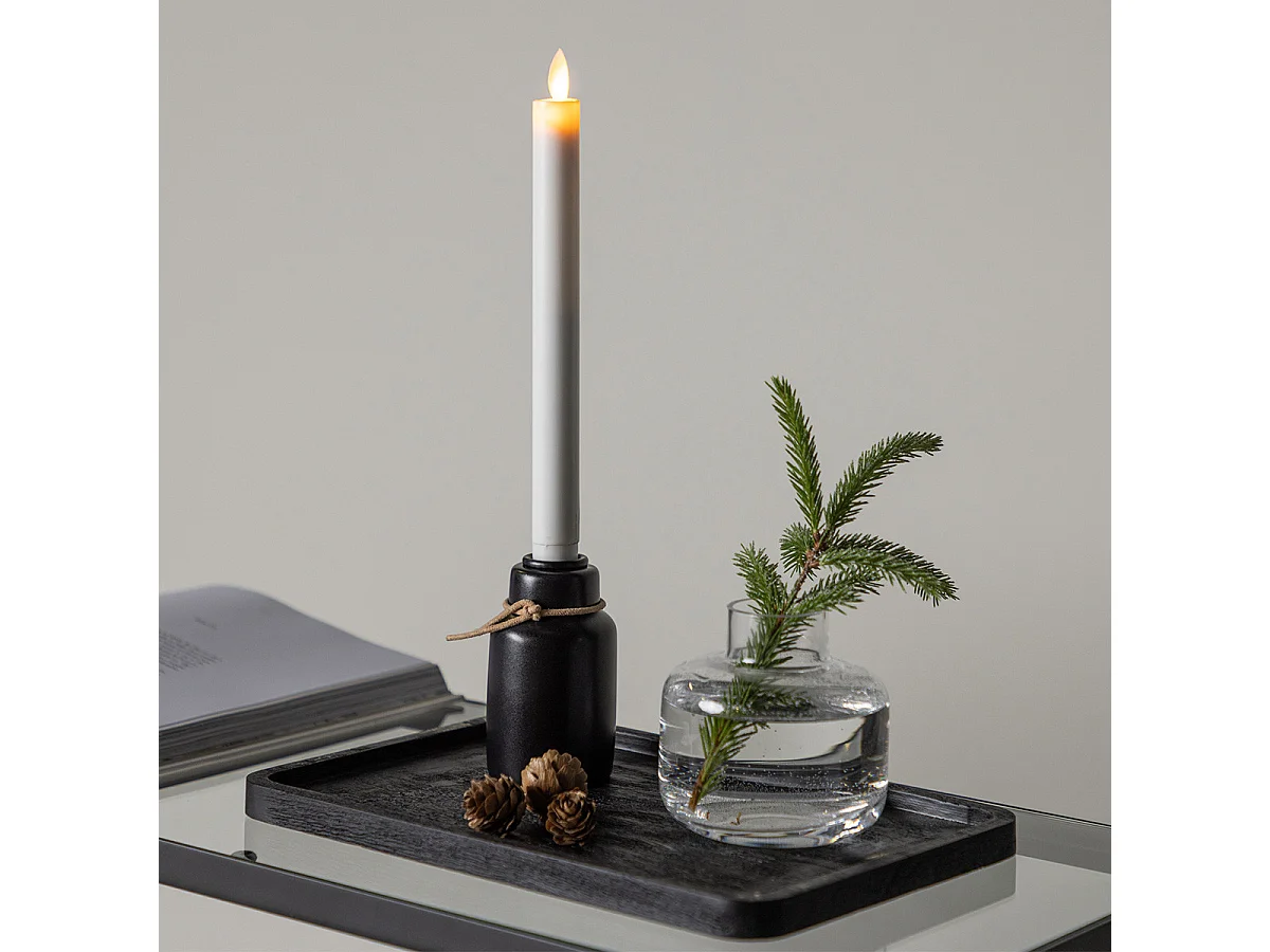 Ulricehamn kandelaar met LED-licht zwart.