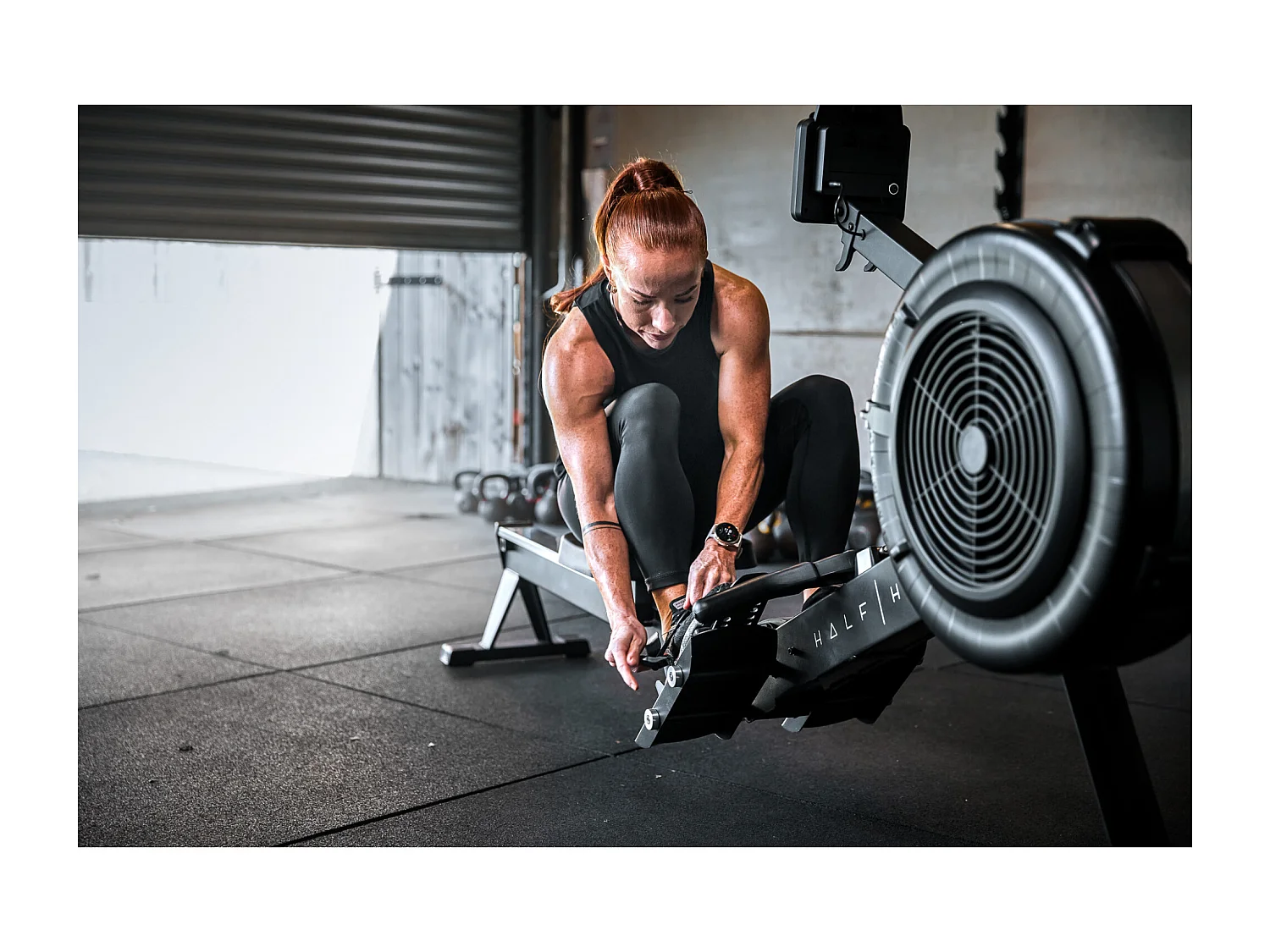 Rameur de fitness à Air - Half Human - Écran LCD 8 programmes - Maison/Appartement - Connexion Bluetooth / App