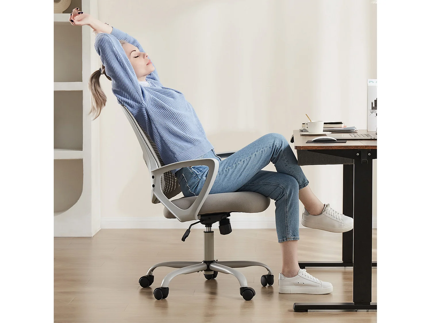 Bureaustoel met verstelbare voetring, hoge bureaustoel voor staand bureau, baliehoogte bureaustoelen, grijs