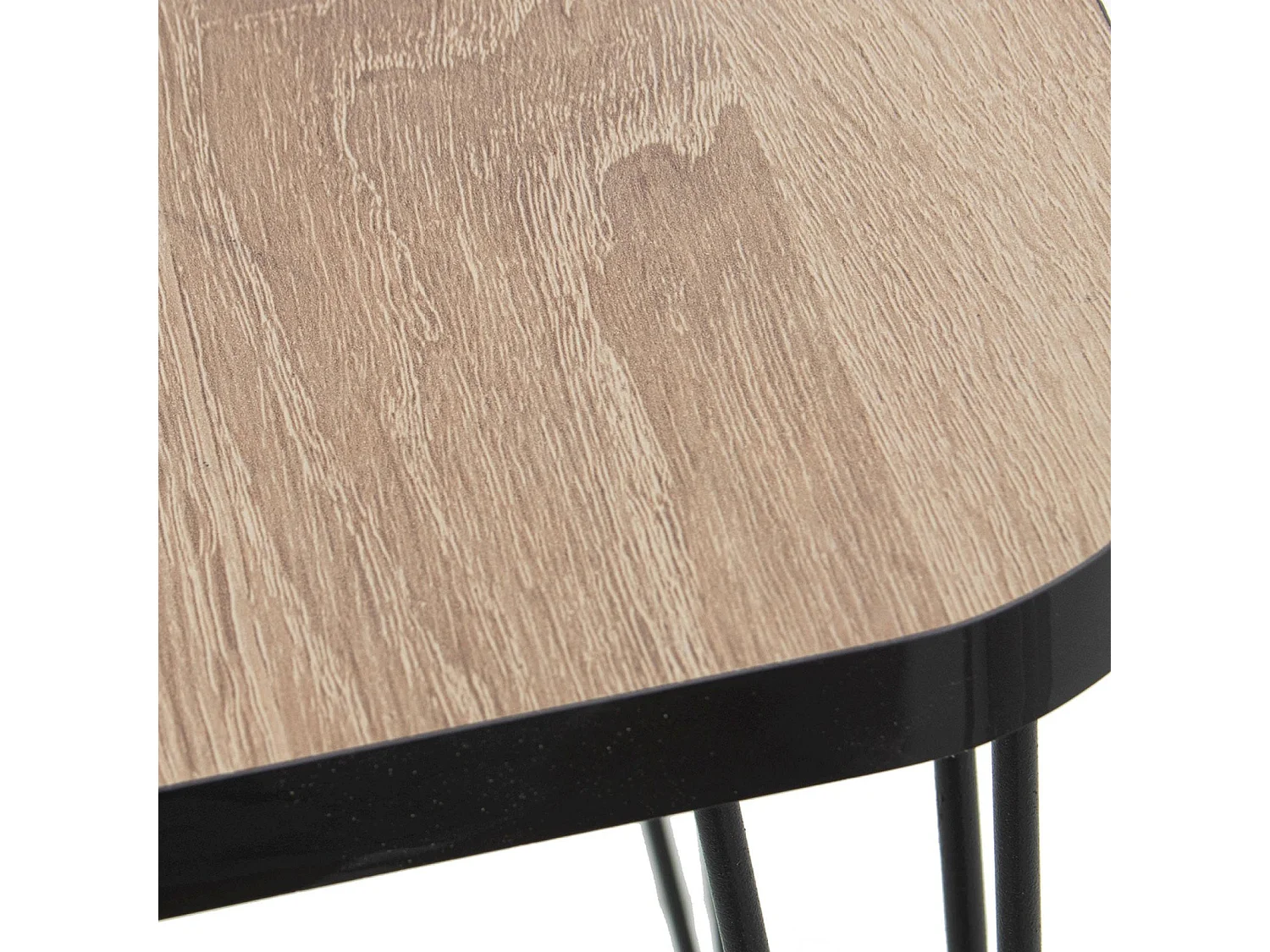 Table gigogne élégante pour une déco pratique