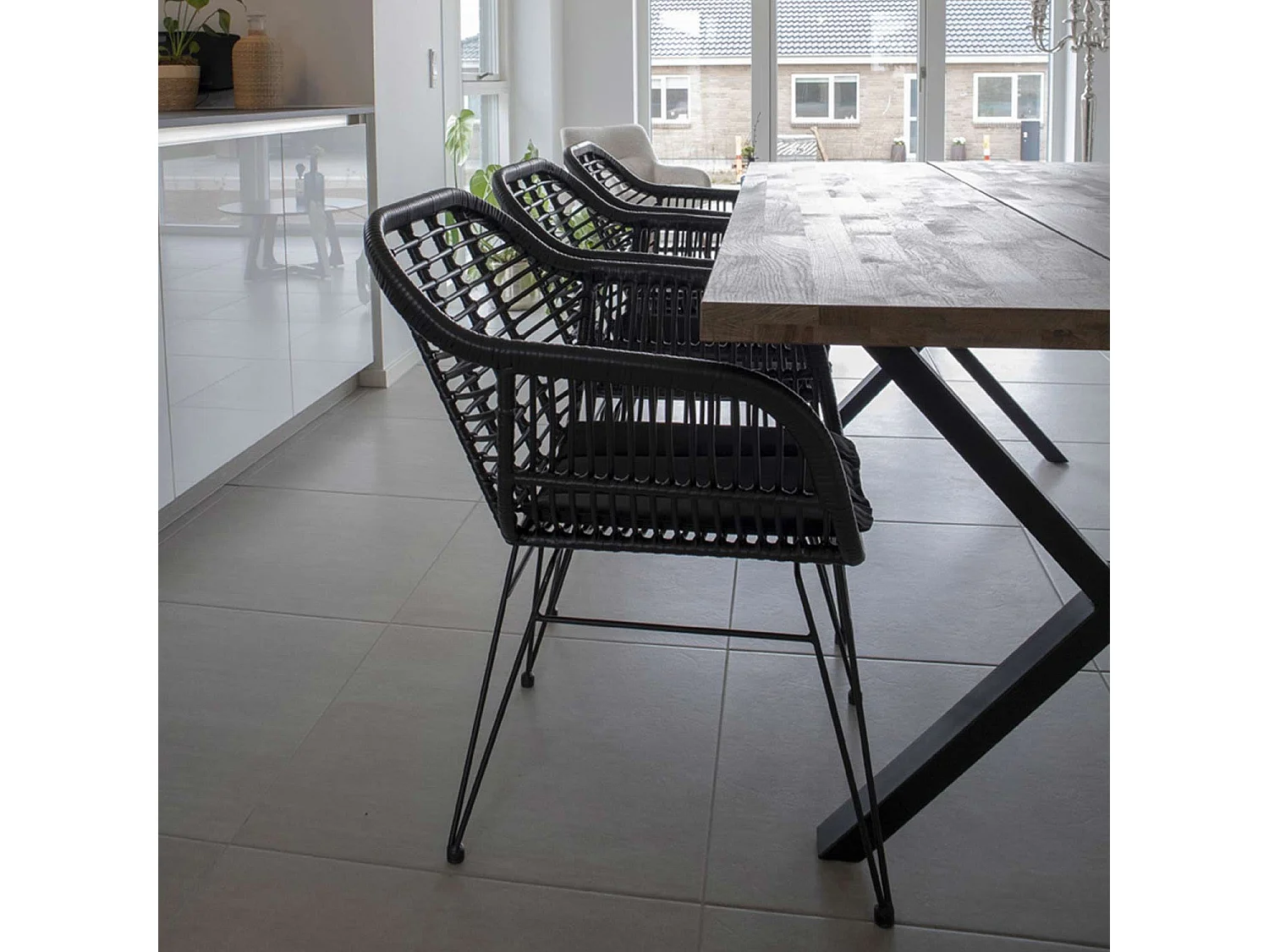 4 fauteuils en polyrotin noir TRIESTE