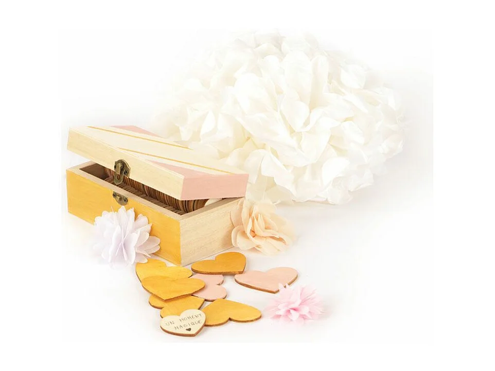 Boite à message 50 cœurs en bois 15 x 7 x 6 cm