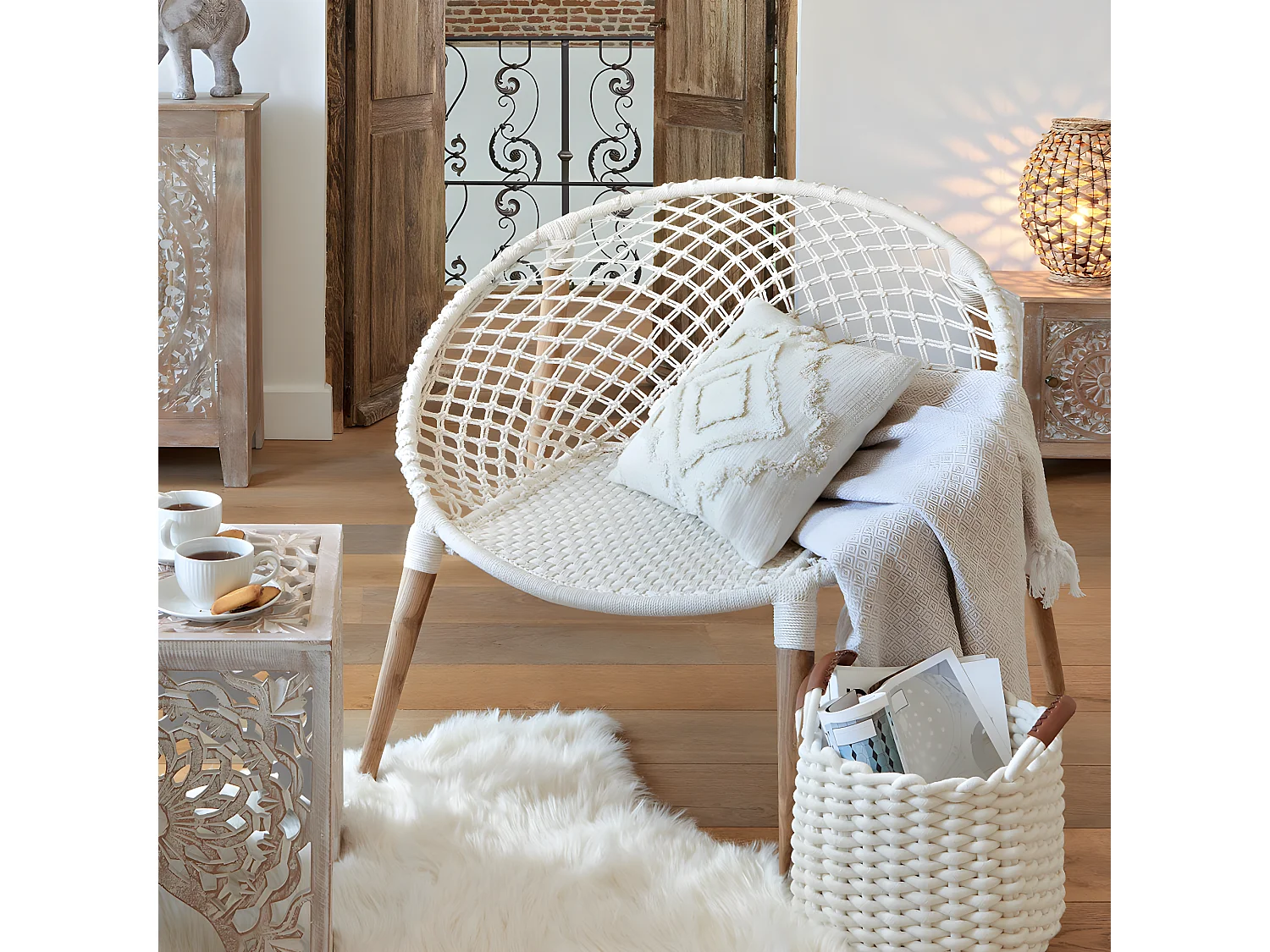 Lot de 2 fauteuils tressés en coton et teck coloris blanc - Longueur 90 x Profondeur 90 x Hauteur 85 cm