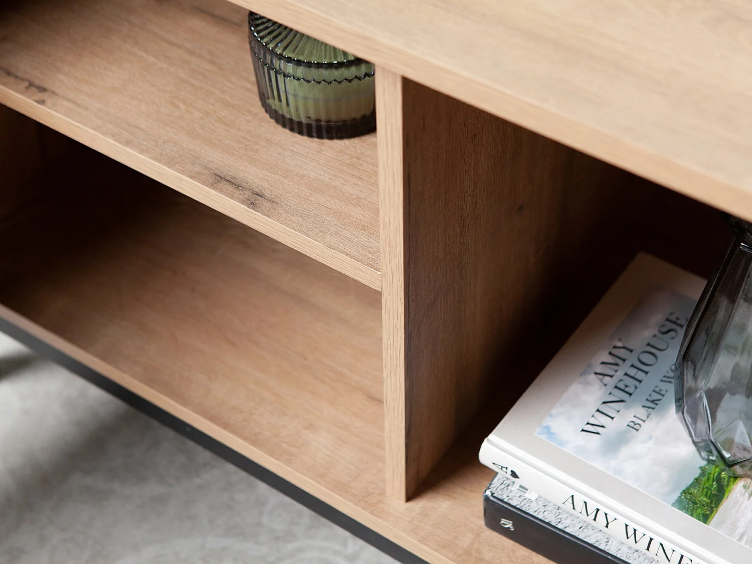 Meuble TV Buffet coloris chêne doré/effet marbre - Longueur 180 x Profondeur 40 x Hauteur 50 cm