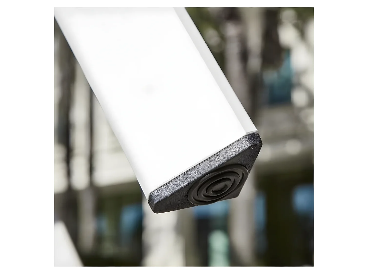 Lot de 6 chaises de table-salle à manger - cuisine - interieur/exterieur en résine coloris blanc - Longueur 48 x Profondeur 53 x Hauteur 80 cm