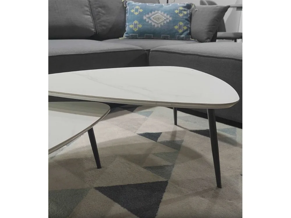 Mesa de centro de 35x97x79 cm con sobre de cerámica en blanco y estructura metálica Island