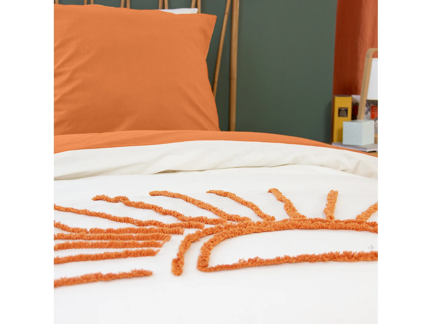 Parure de lit 2 pièces enfant SOLEZ 140x200 cm pur coton tufté blanc et orange