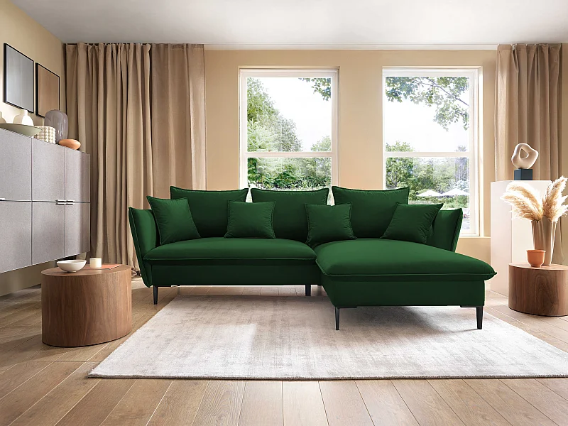 Ecksofa GLOSS mit Schlaffunktion, Ottomane & goldenen Füßen – Samtsofa im GLOSSour-Stil mit Zierkissen, 258x167x91cm, Rechte Seite BURGUND