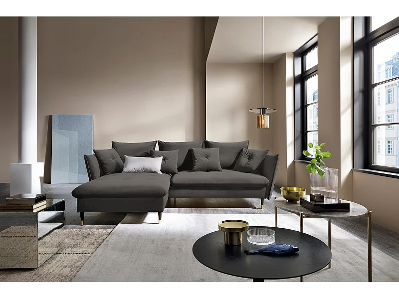 Ecksofa GLAM mit Schlaffunktion, Ottomane & goldenen Füßen – Samtsofa im Glamour-Stil mit Zierkissen, 258x167x91cm, Linke Seite DUNKELGRAU