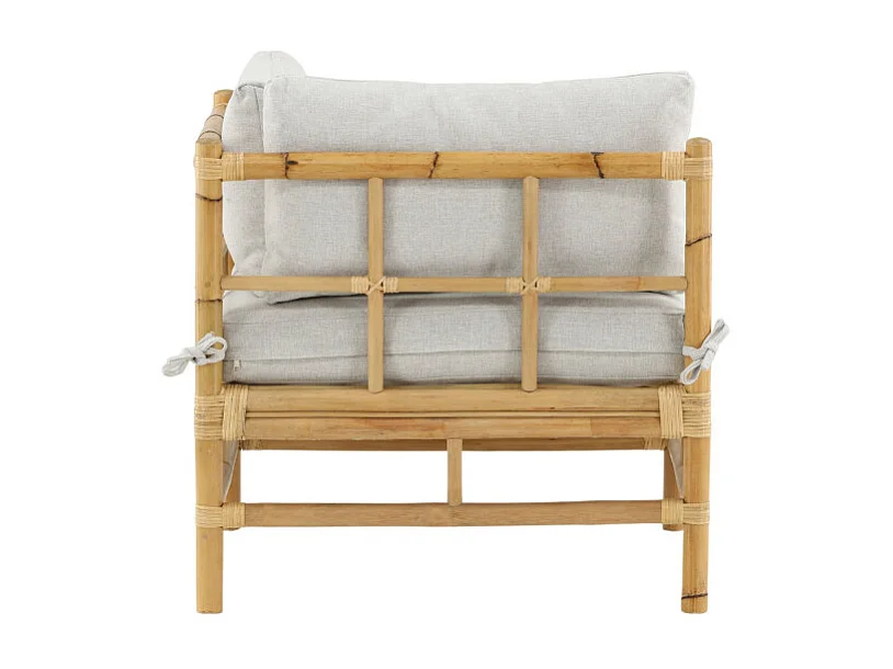 Cane tuinbank hoekdeel natuur.