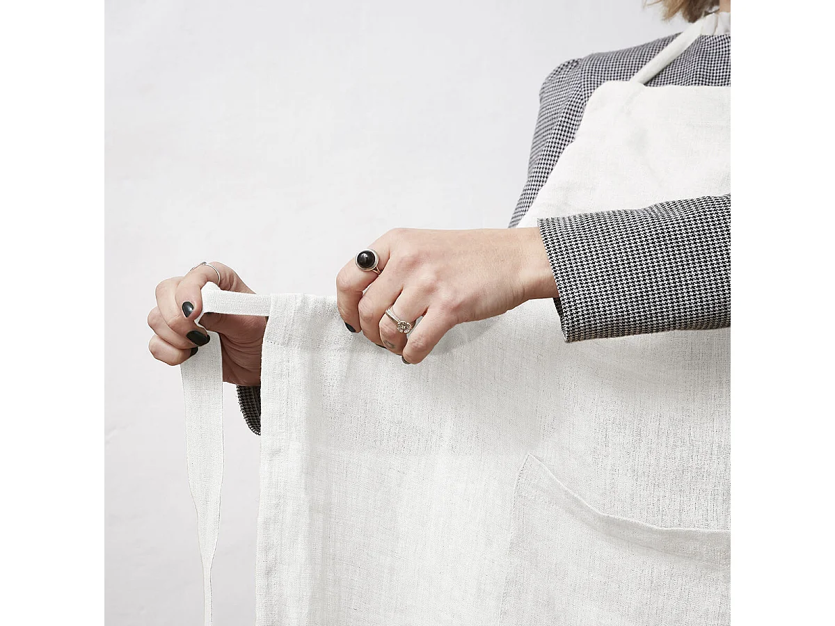 MARGAUX - Tablier Ajustable avec Poche 70x85cm Lin Lavé Coloris Craie