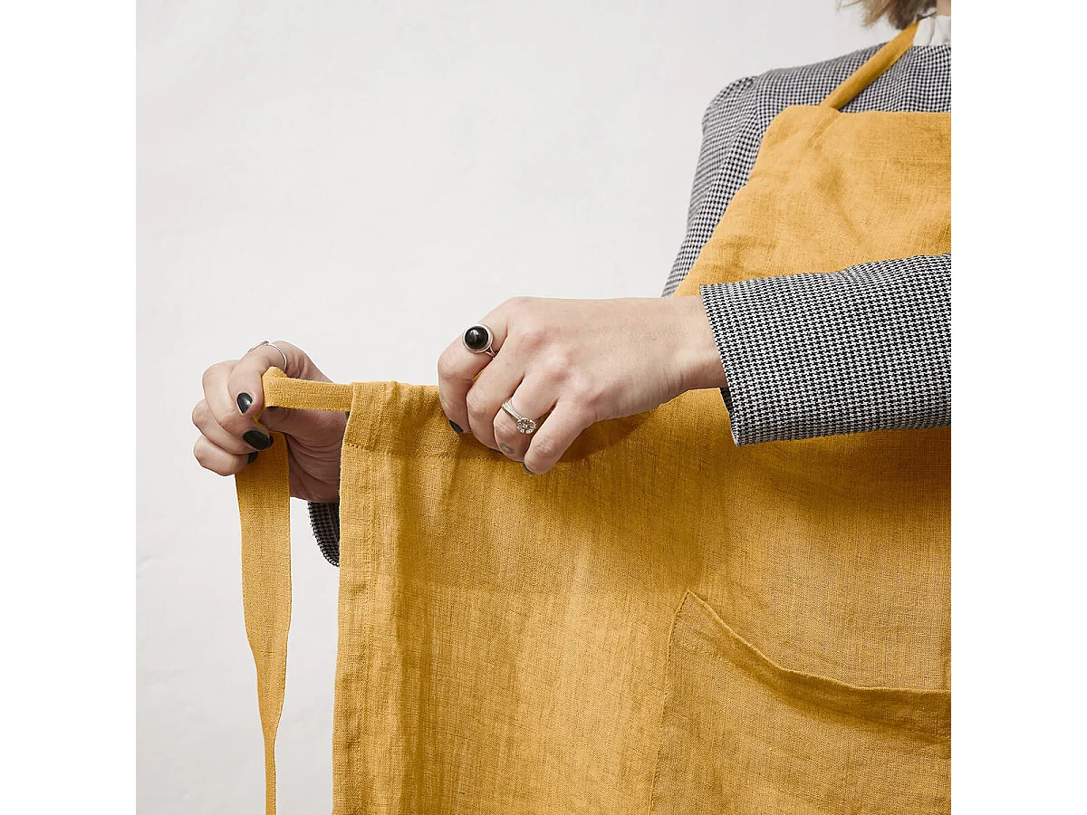 MARGAUX - Tablier Ajustable avec Poche 70x85cm Lin Lavé Coloris Miel