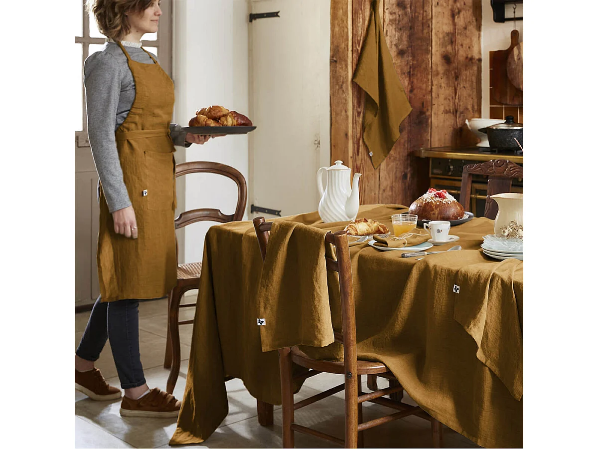 MARGAUX - Tablier Ajustable avec Poche 70x85cm Lin Lavé Coloris Caramel