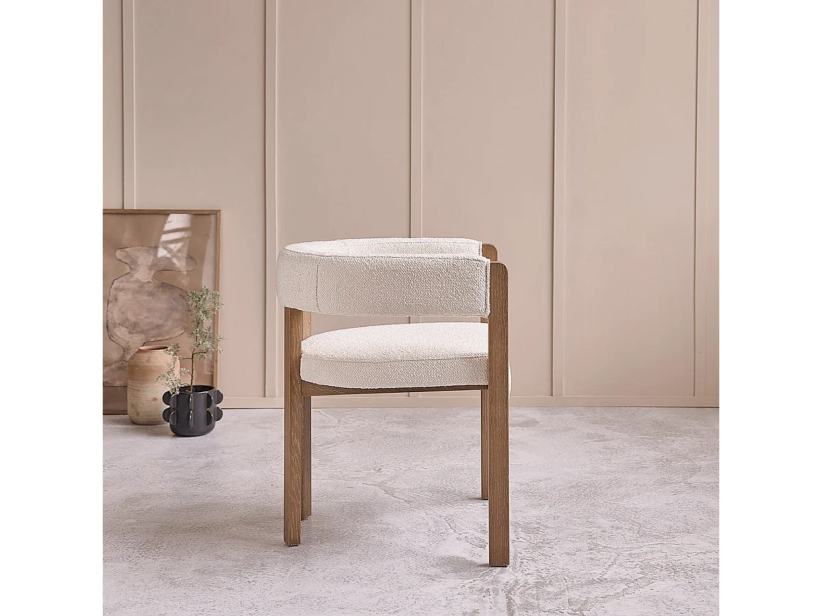Lot de 2 chaises arrondies en chêne massif et tissu bouclette