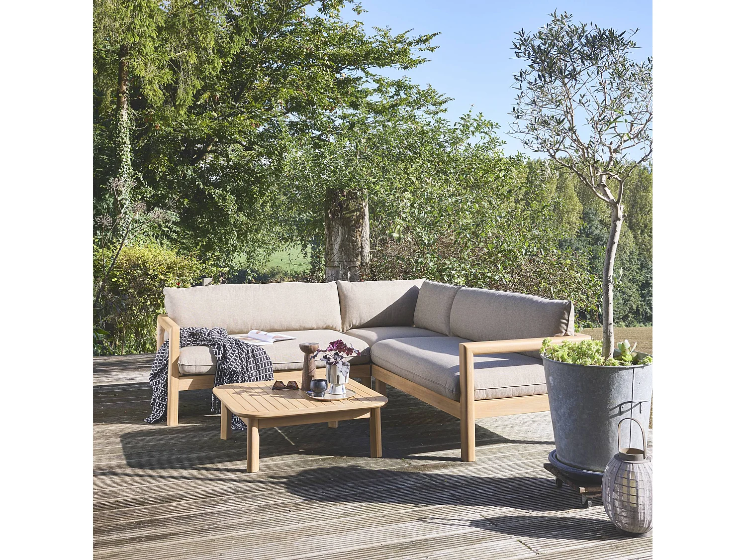 Conjunto de jardín de esquina de madera de acacia, 5 personas beige