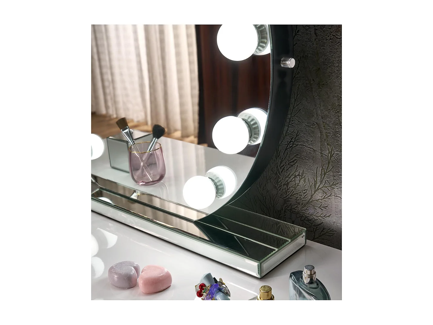 Miroir rond à poser avec ampoule led et socle Alya