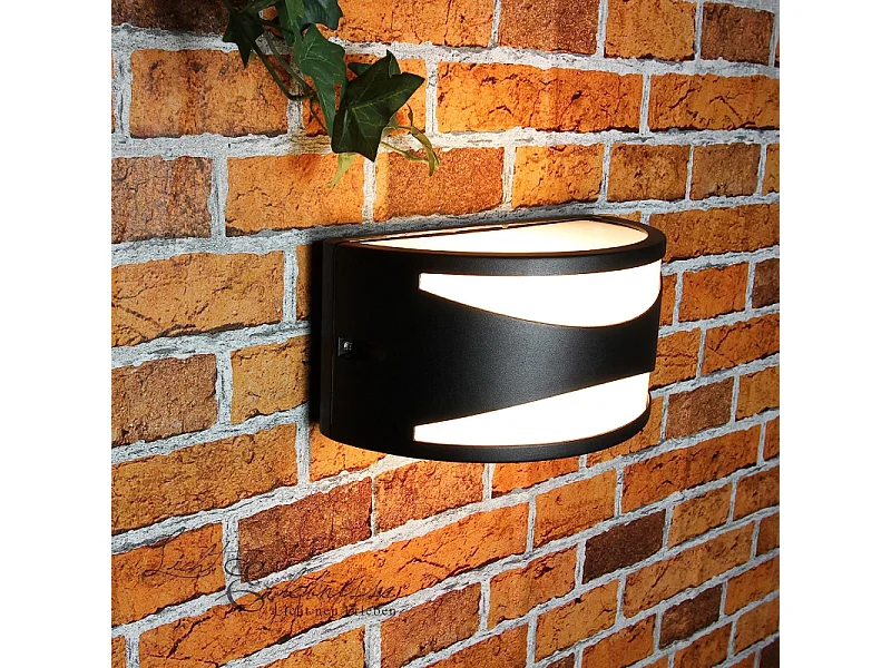 Applique Murale Extérieure étanche IP65 Lampe murale LED E27 Base Pour Entrée Couloir Cour Jardin Terrasse Balcon Garage Noir (Ampoule non incluse)