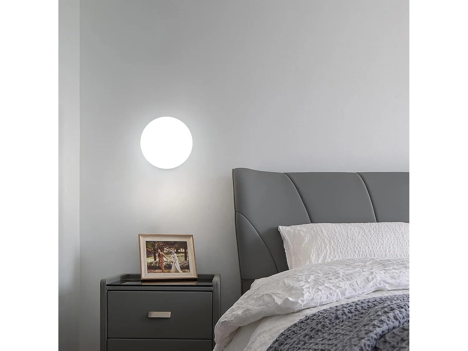 Applique Murale Intérieure, Lampe Murale Moderne, E27 Luminaire Mural Boule de Verre 15cm pour Chambre, Salon, Couloir Escalier, Balcon (sans ampoule