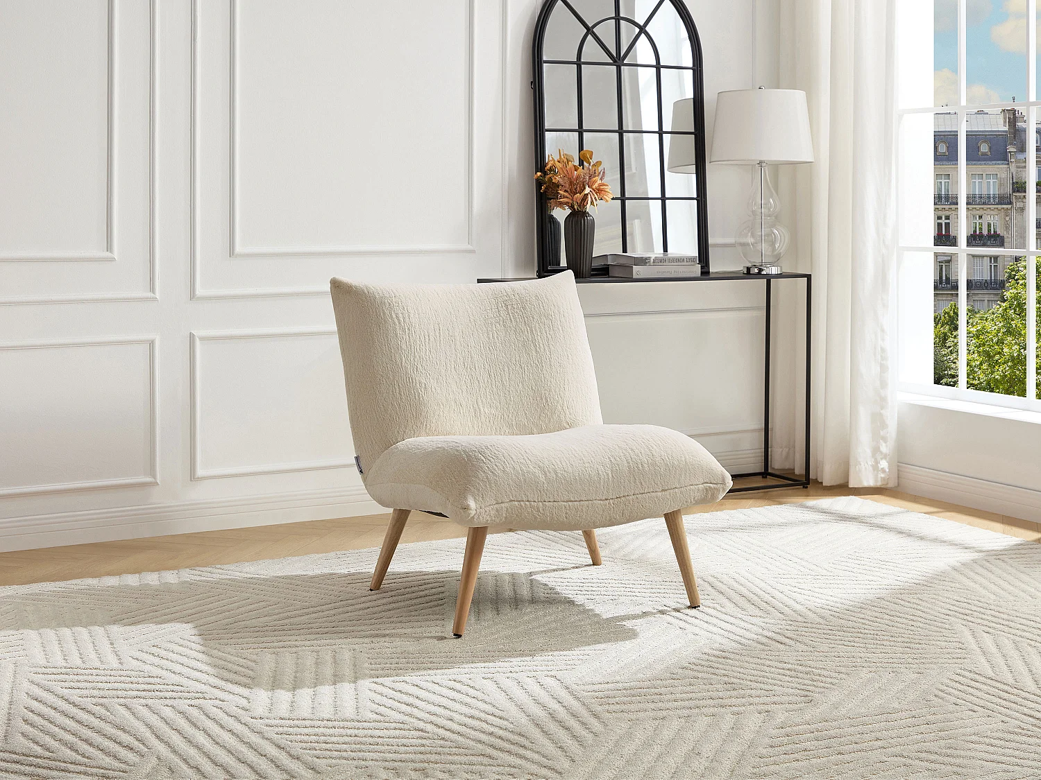 Fauteuil en fausse fourrure beige PEPITA