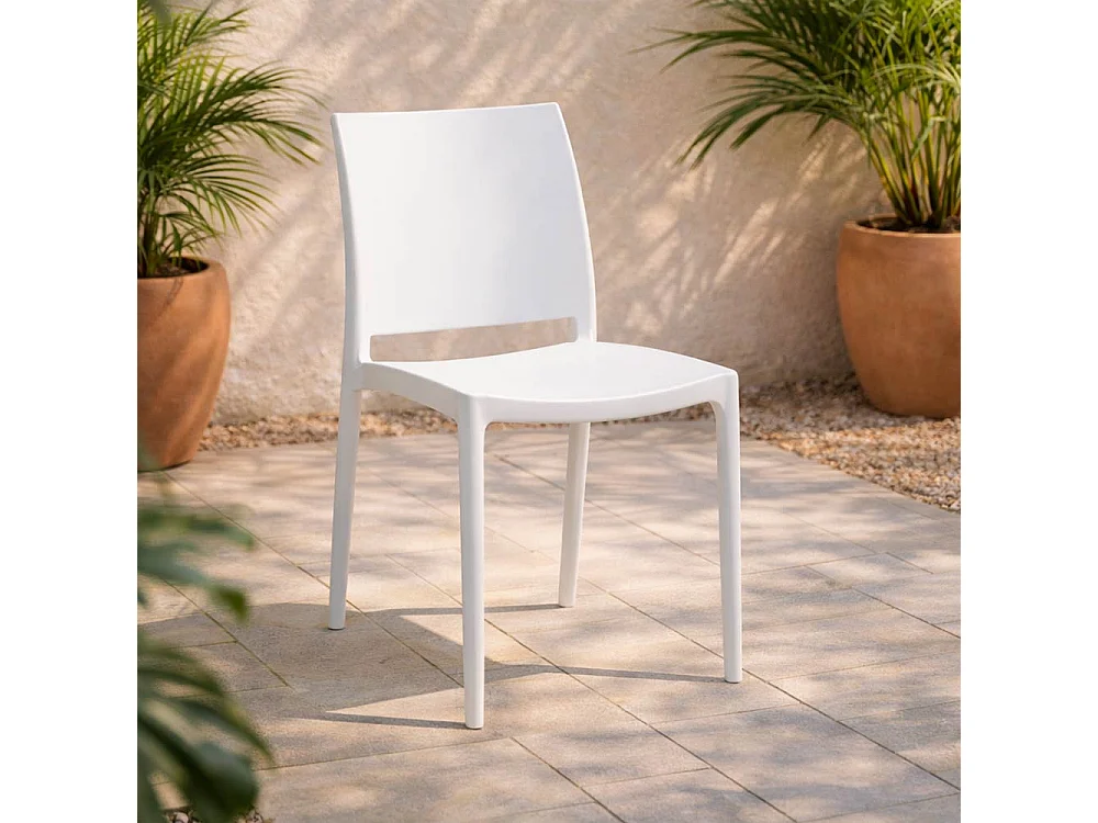 Silla Altea en plástico blanco, modelo confort