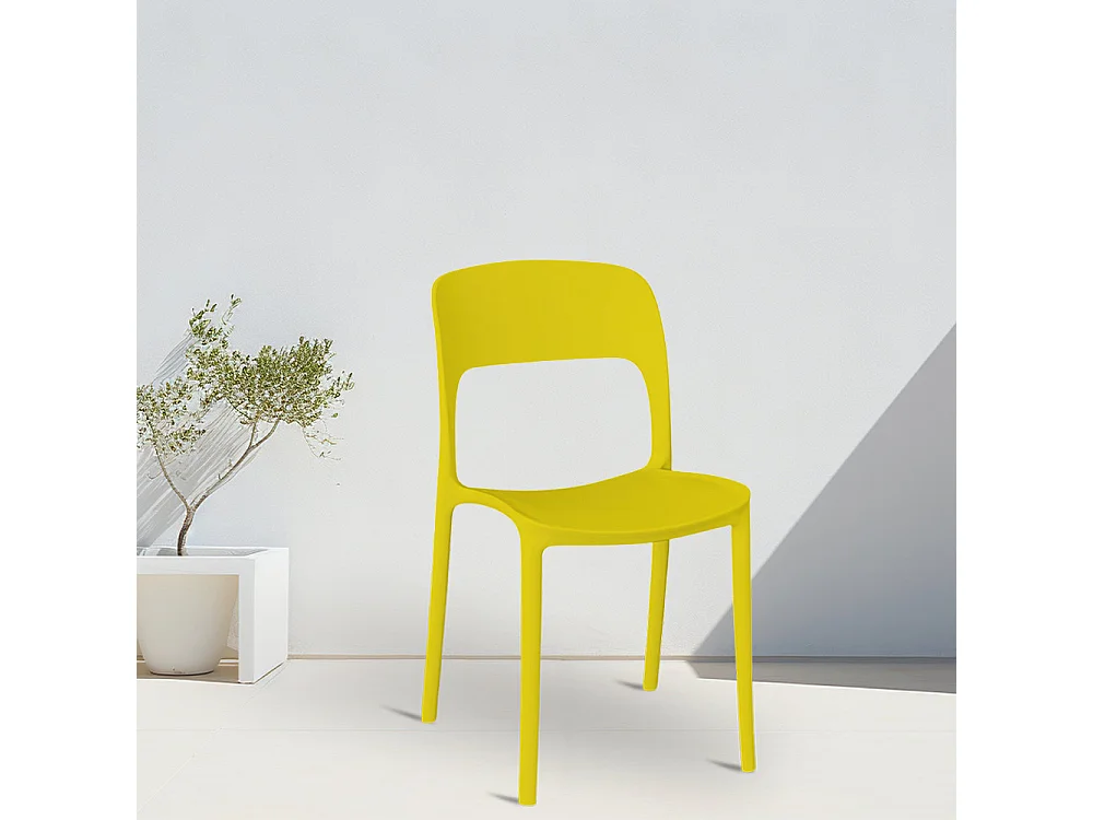 Chaise Alice en plastique empilable, couleur jaune moutarde, modèle confort