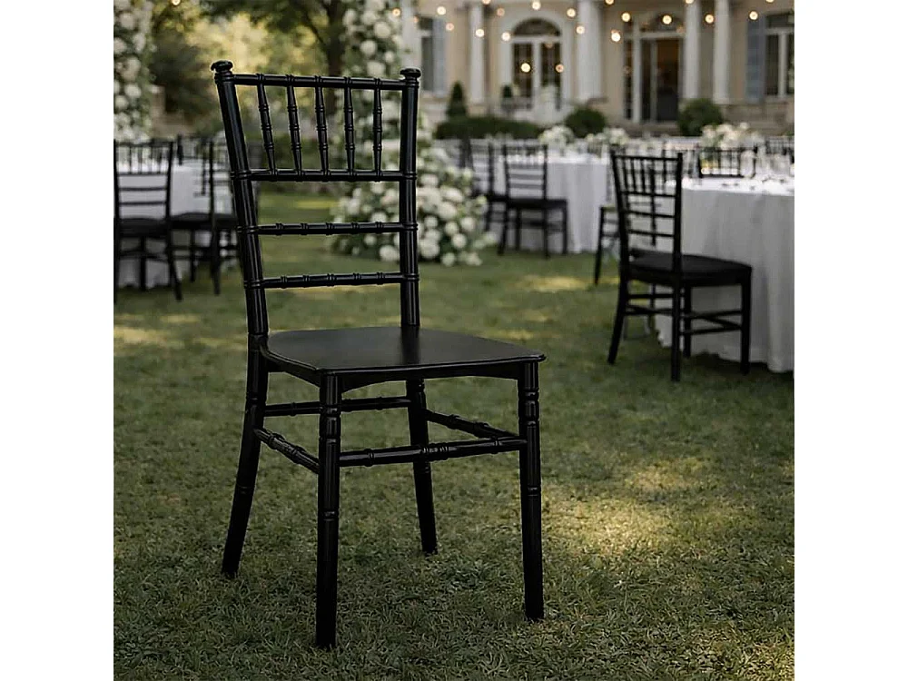 Chaise Chiavari en polypropylène noir brillant, modèle renforcé de plastique