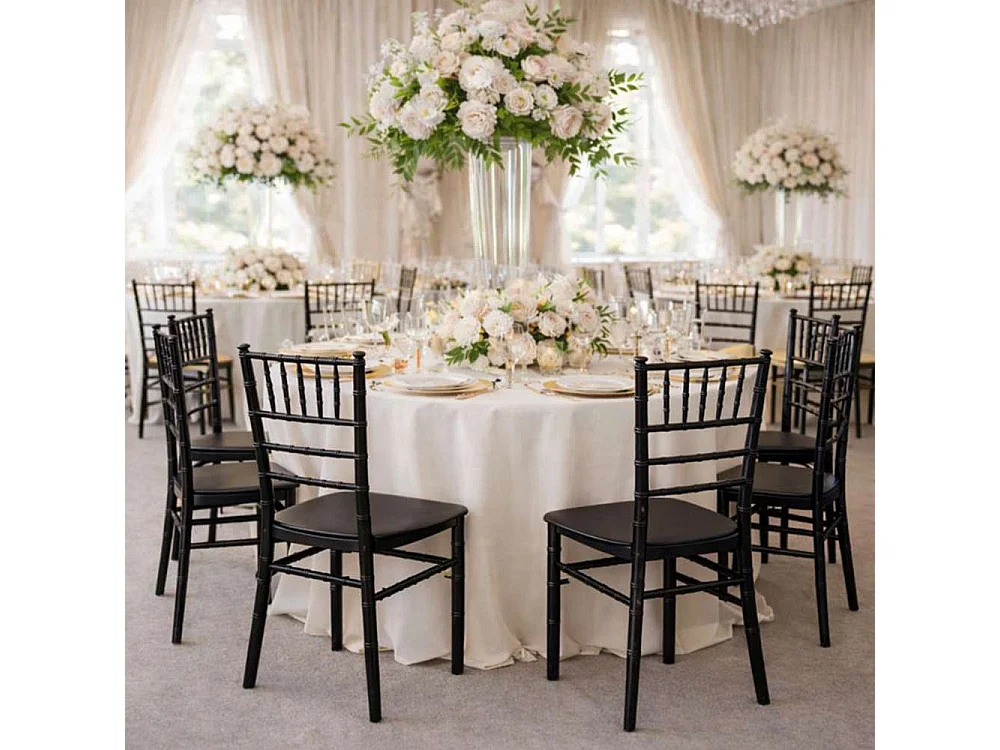 Chaise Chiavari en polypropylène noir brillant, modèle renforcé de plastique