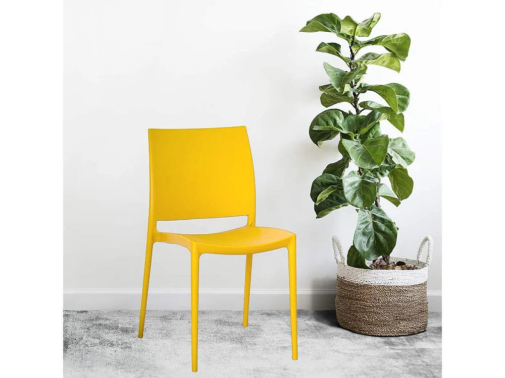 Chaise de salle à manger Altea en plastique couleur jaune moutarde modèle confort