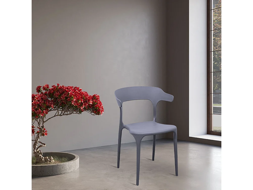 Chaise California en plastique gris empilable modèle confort