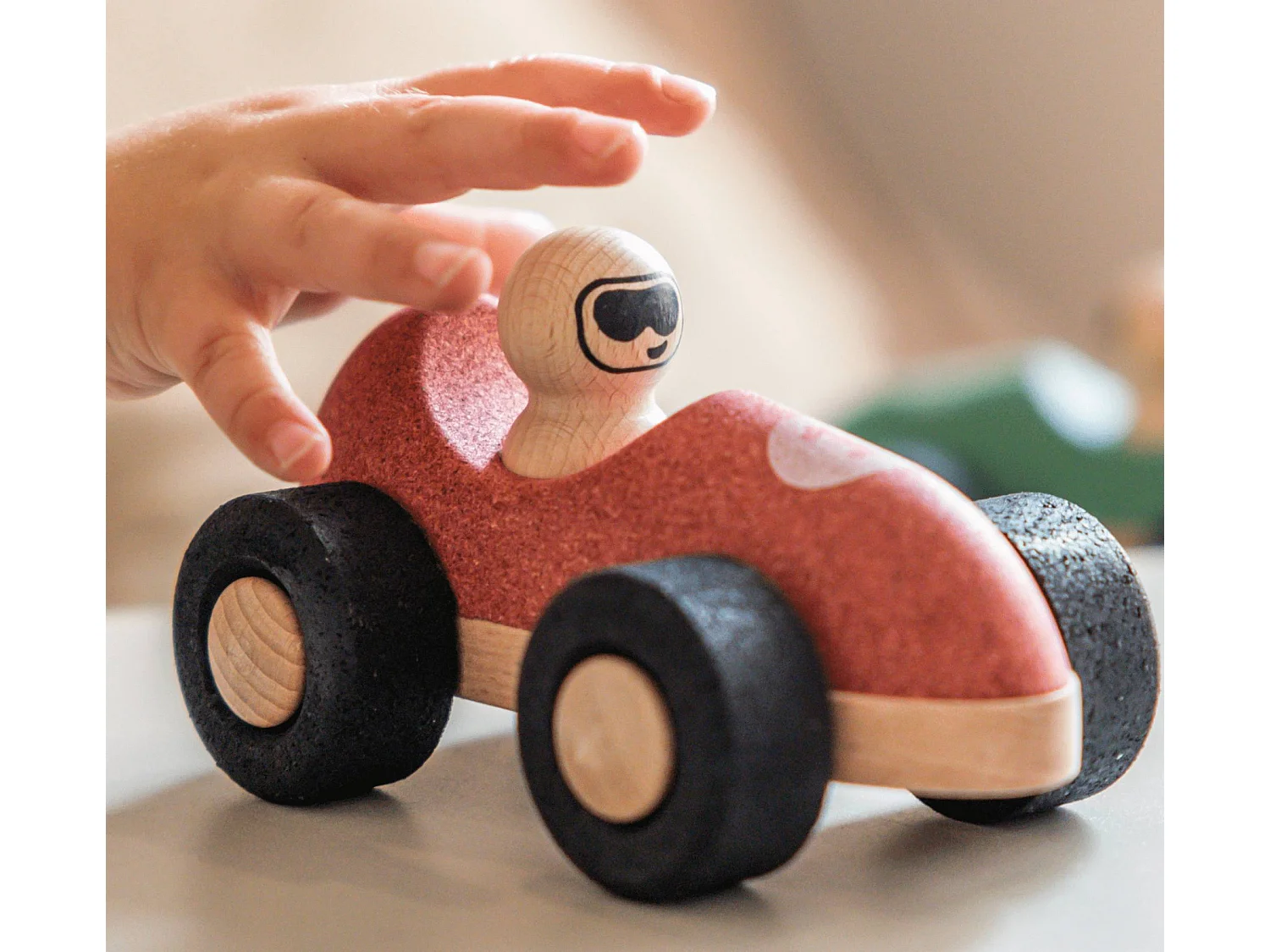 Blauer Kork-Rennwagen