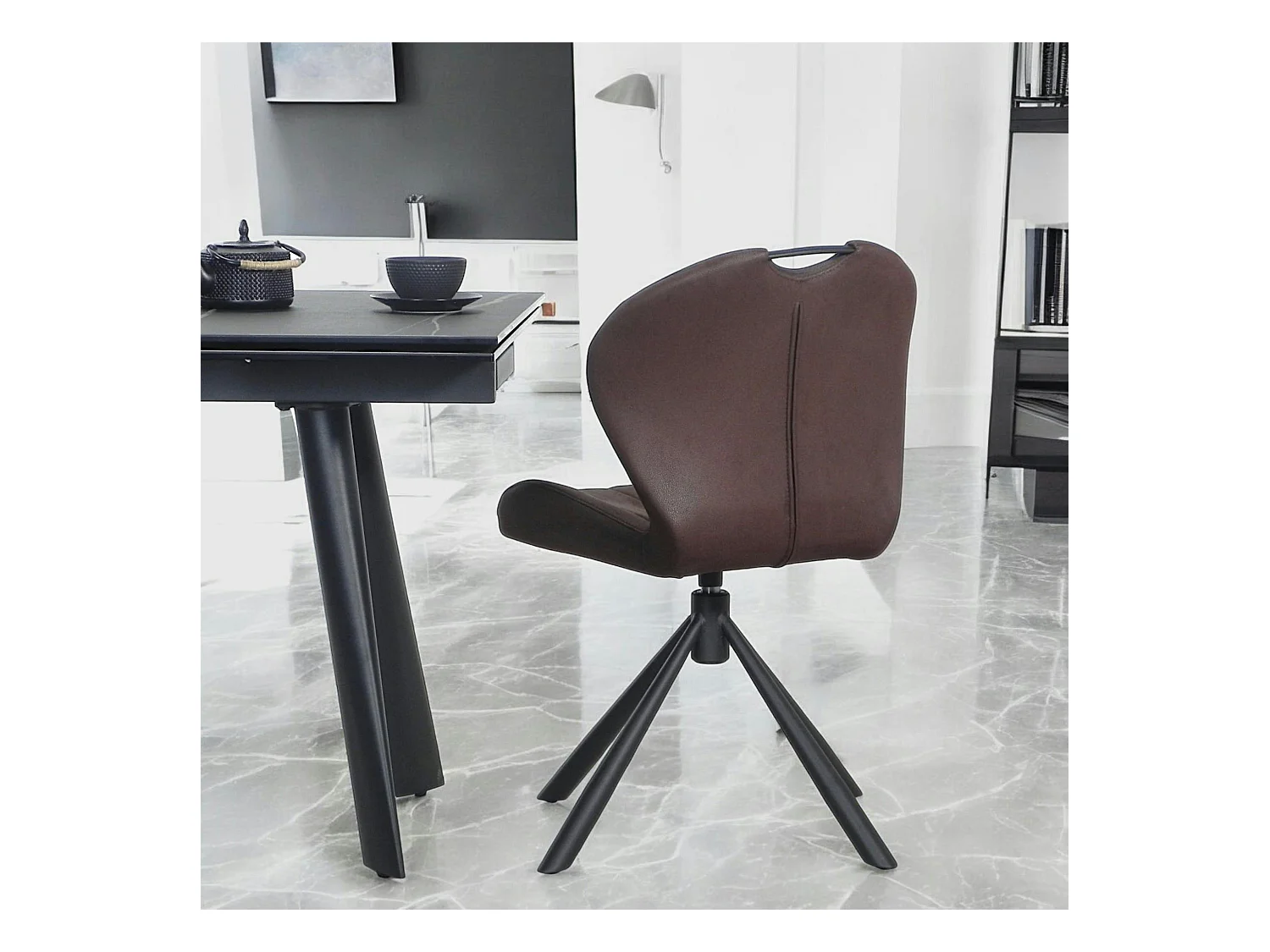 Chaise pivotante marron foncé avec dossier courbe, (lot de 2) LOMBARDIE