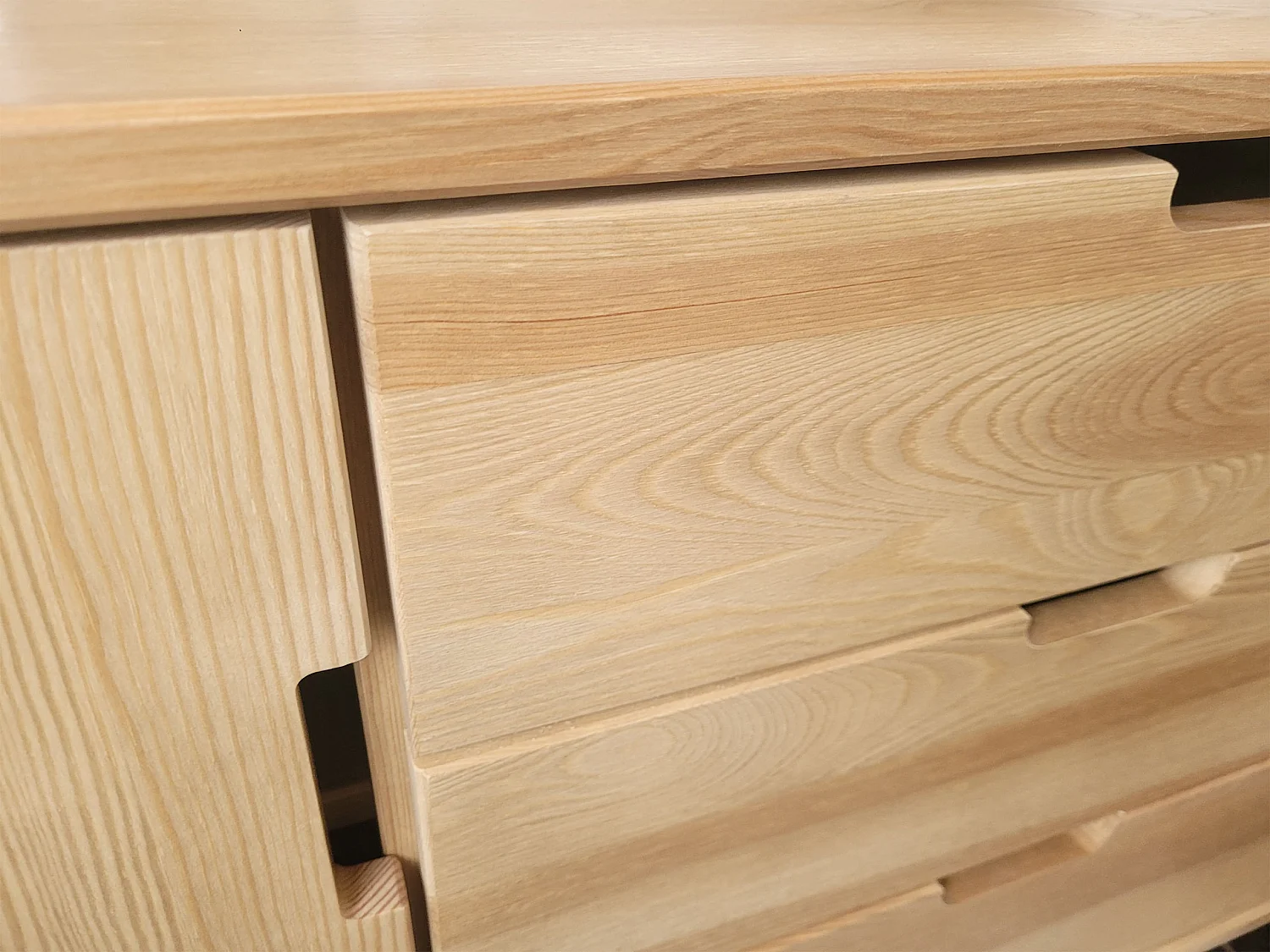 Houten ladekast 160 cm Malmo II, kleur eiken