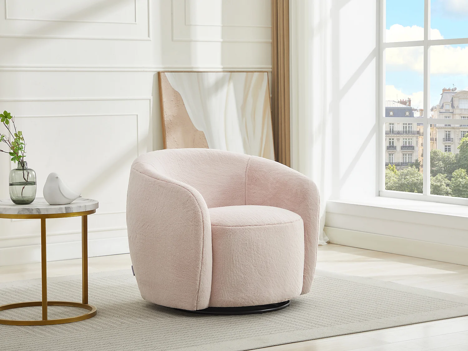 Fauteuil pivotant en fausse fourrure rose VEREIDE