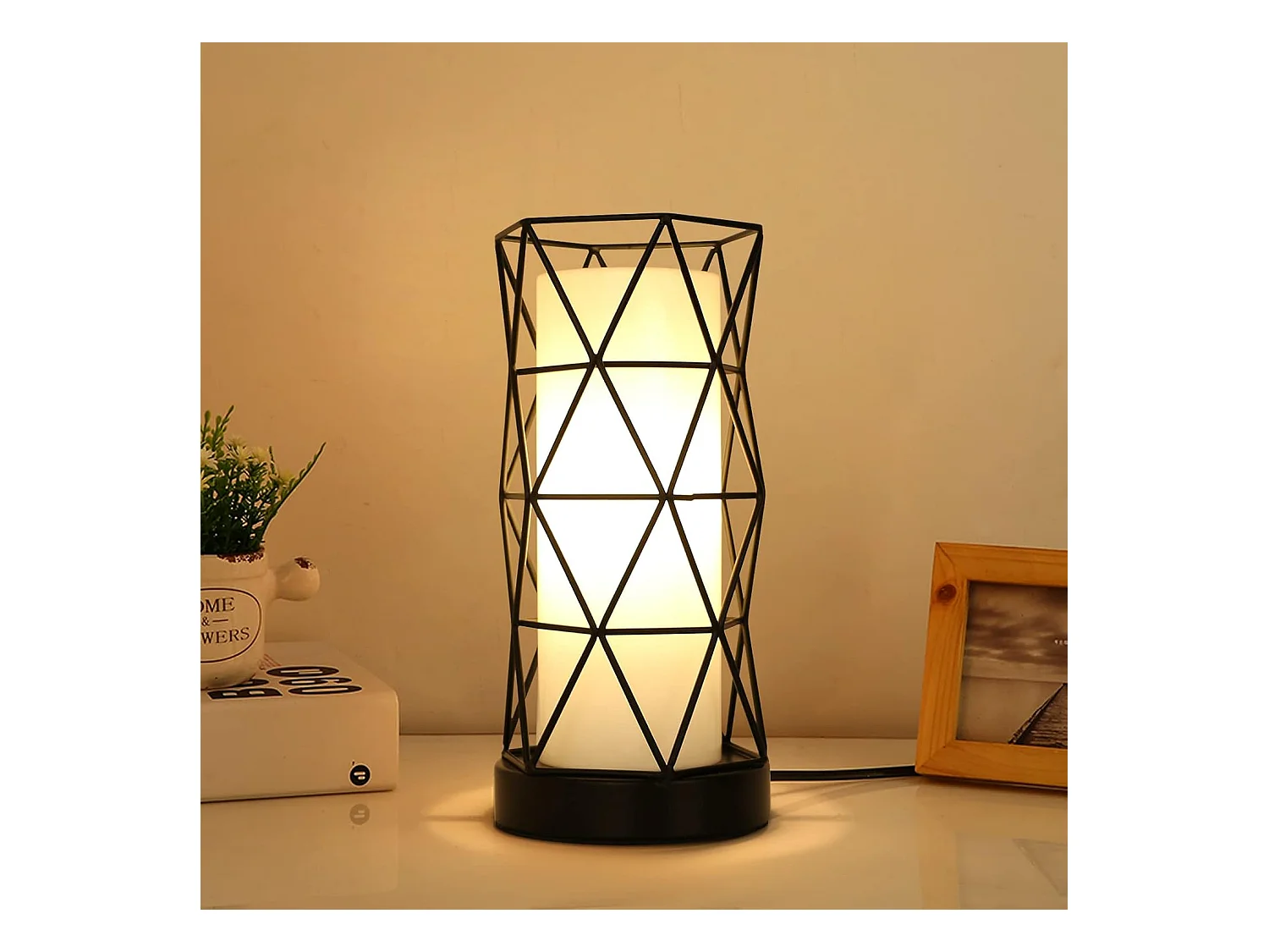 Lampe de Table, Lampe de Chevet Vintage, Lampe de Bureau pour Cadeau de fête Chambre Jardin Intérieur, avec Prise et Interrupteur, Ampoule E27 Non Incluse