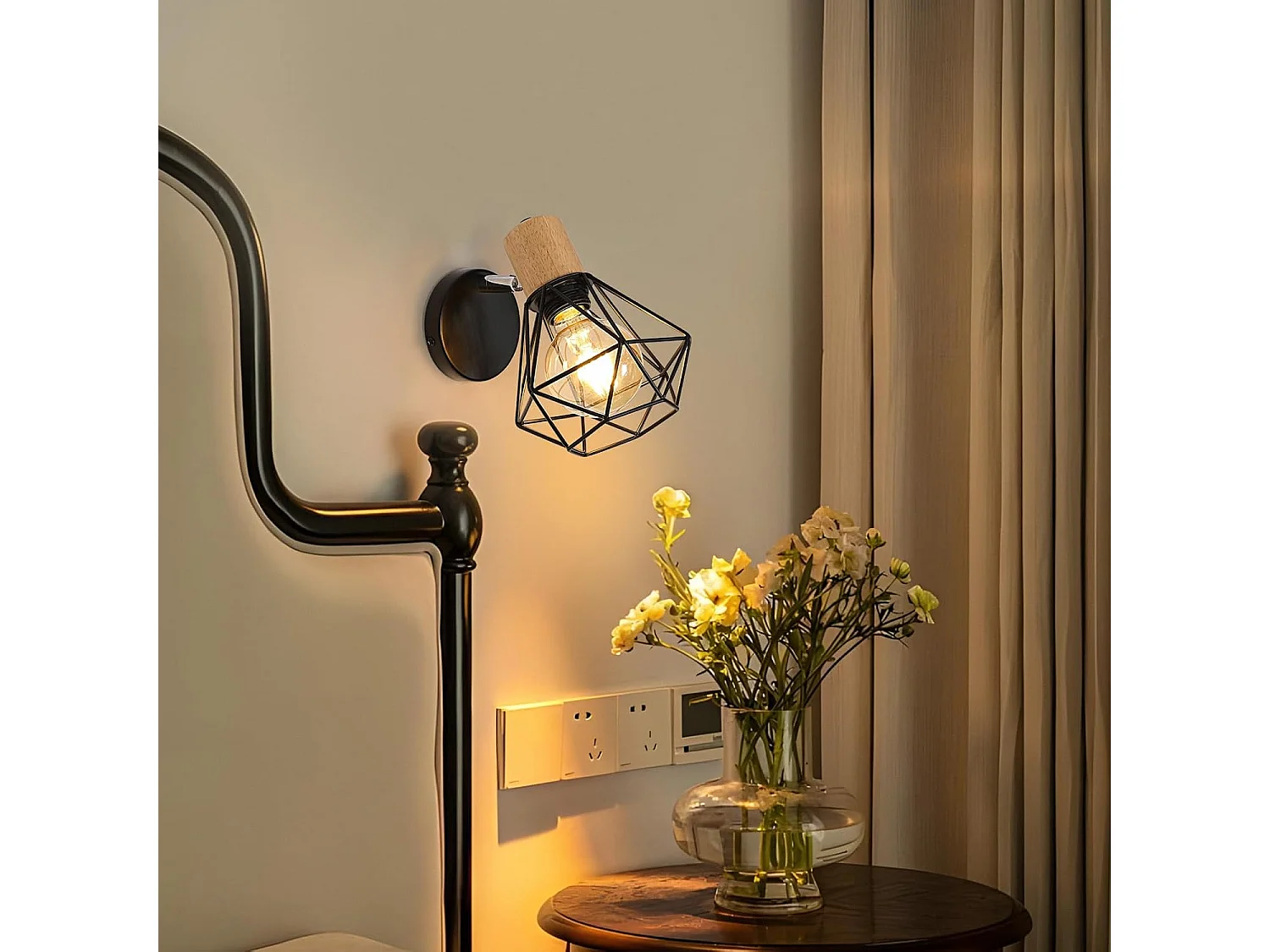 2 pièces Applique Murale Industrielle Vintage, Lampe Murale 360° Rotative en Bois, Lampe Cage E27 en Métal et Fer Noir pour Chambre à Coucher Couloir