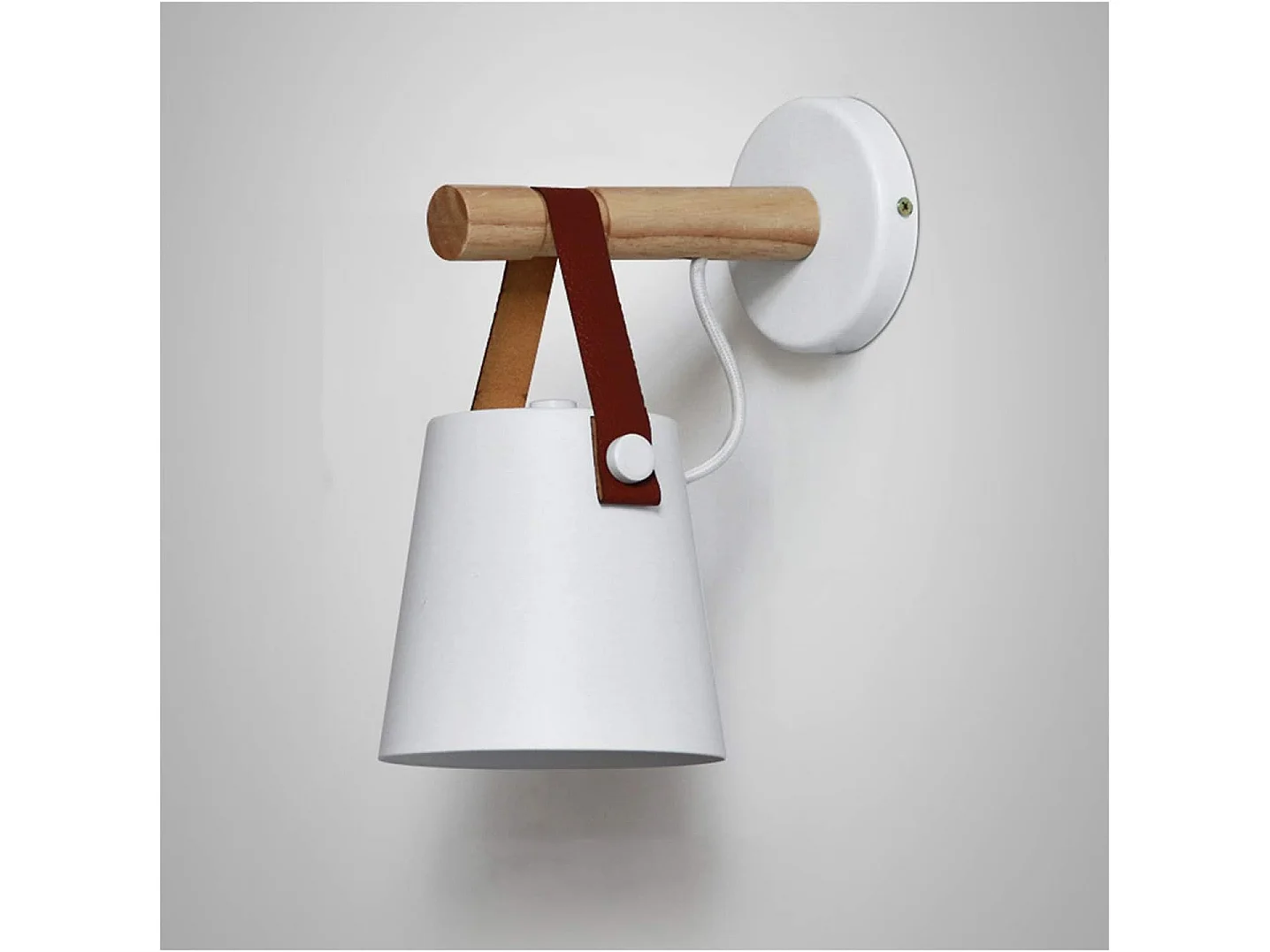 Appliques murales LED modernes, applique murale de ceinture E27 européenne simple lampe de chevet en bois massif moderne créative en métal fer allée étude lanterne