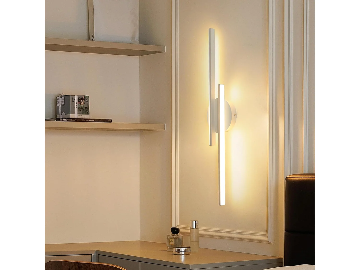 Applique Murale Intérieure LED, 24W Lumière Chaude 3000K Lampe Murale Moderne, Luminaire Mural Bar en Aluminium, pour Chambre,Escaliers, Salle, 60cm Blanc