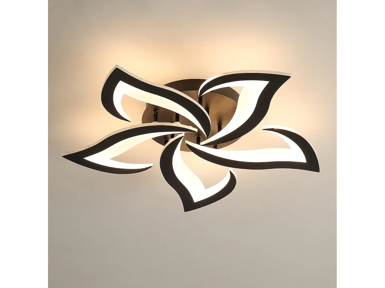 Plafonnier LED Moderne, 60W 6000LM Creative Fleur de Forme Acrylique Lampe de Plafond, 5 Têtes Pétales Noir Lustres Led pour Salon, Chambre,Blanc Chaud 3000K