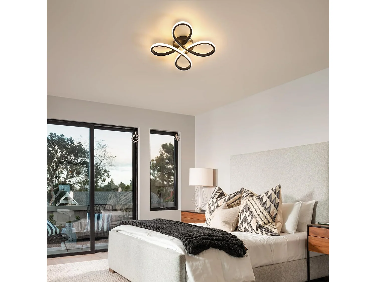 Plafonnier Led Moderne, 28W 3000LM Noir Creative Fleur de Forme Lampe de Plafond en Aluminium, 3000K Luminaire Plafonnier Led pour Salon, Chambre,Salle à Manger