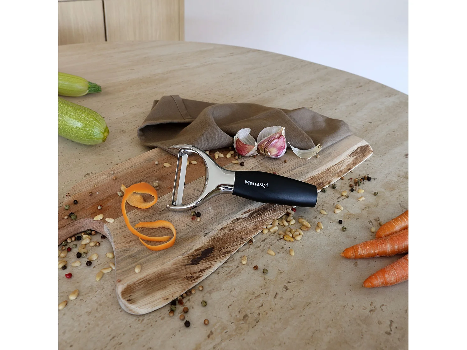 Menastyl - épluche Legumes Deluxe En Acier Inoxydable