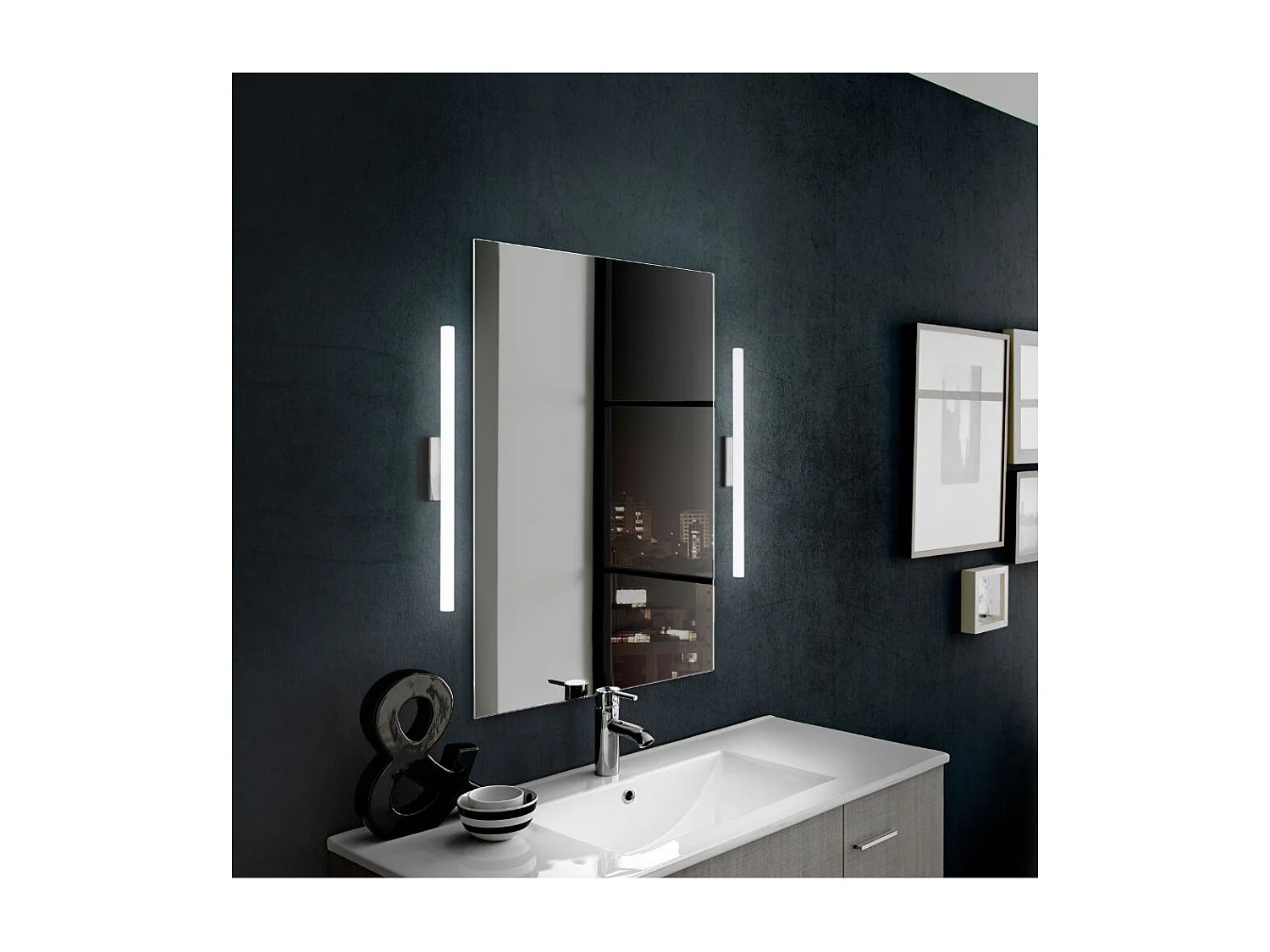 Spot LED mural chromé 50cm