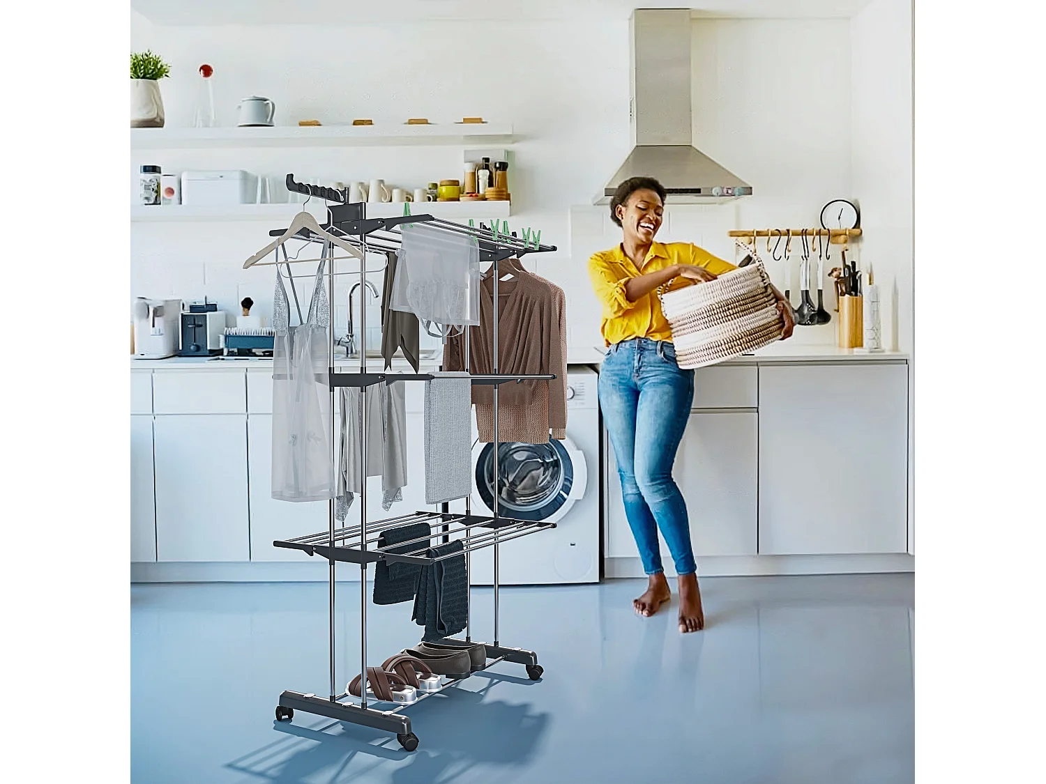 Stendibiancheria A Rotelle Stendino A Torre Verticale In Acciaio E ABS 4 Piani Ripiani Pieghevole Salvaspazio Biancheria Interno Esterno 169 x 75.5 x 63.5 Cm Grigio
